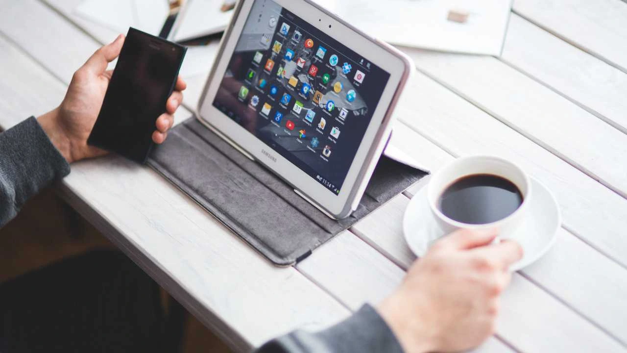 Legit Remote Side Hustles You Can Do At Night No Degree or Experience Needed